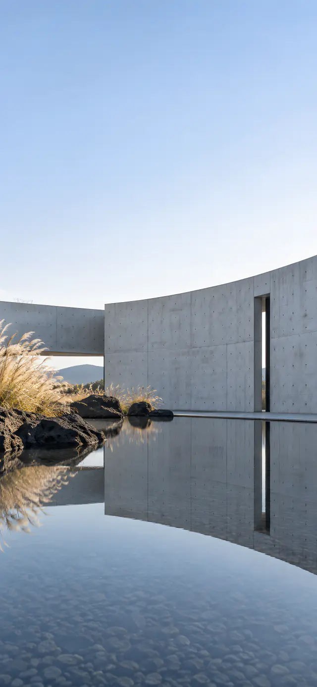 Concrete Water Court, Jeju
